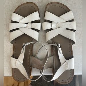 Cute and dainty shoes!